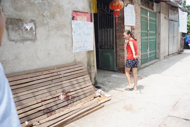 nguoi chung kien vu chong dung dao truy sat vo tu vong thay chi guc xuong toi da xin nhung anh ta khong buong tha