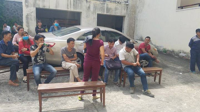 vu vo giet chong roi phan xac o binh duong an chung than cho nguoi vo me bi cao khoc nuc no tai toa