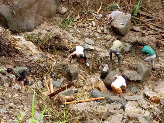 cao bang tai nan no min luc sua duong 3 cong nhan thiet mang