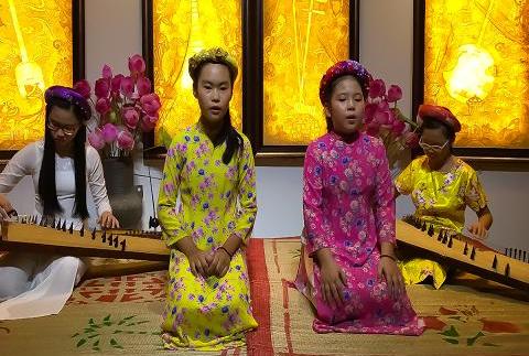 ve co do nghe ca hue thinh phong