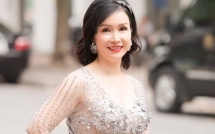 chuyen kho tin ve phan thi bikini cua hoa hau viet nam 30 nam truoc