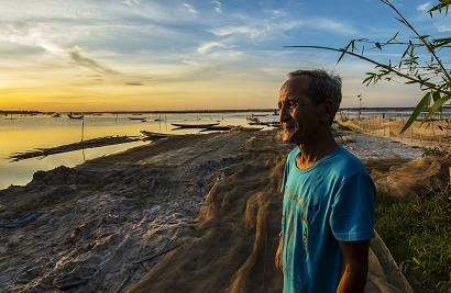 hue chum anh day sac mau o dam pha quang loi