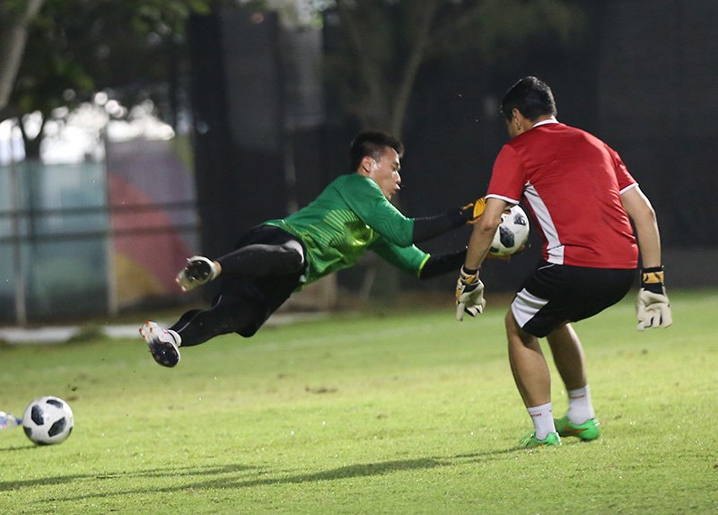 than gac den cua olympic viet nam muot mo hoi luyen bat penalty