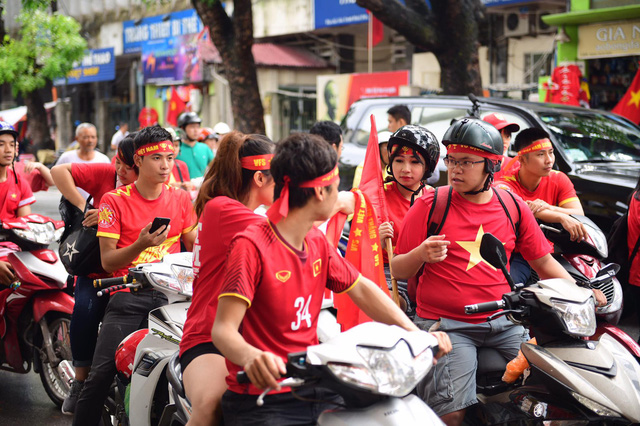 it phut truoc tran ban ket asiad 2018 viet nam han quoc co dong vien ca nuoc dong long huong ve thay tro ong park