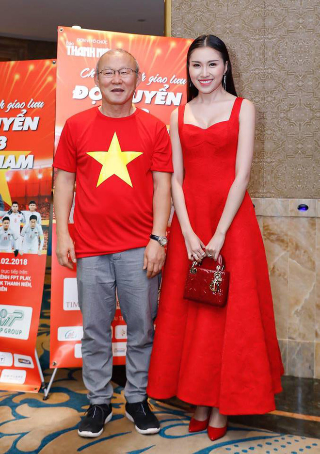 hoa hau mc nong bong vtv dong vien u23 viet nam sau that bai truoc han quoc