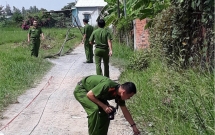 hai phong ba lao 71 tuoi dang di tren duong bat ngo bi nam thanh nien cam cuc be tong danh chet