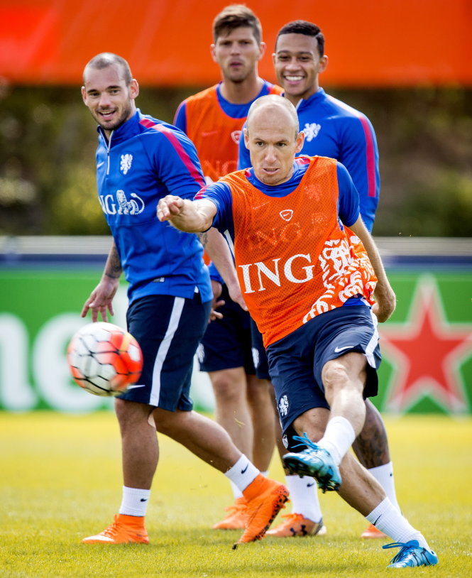 ha lan iceland cho con loc chuyen minh