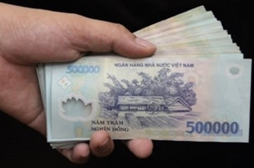 vu giam doc tra lai qua 400 trieu nhung nguoi lien quan bi cong an trieu tap