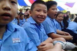 ngay tuu truong vi hoc sinh than yeu