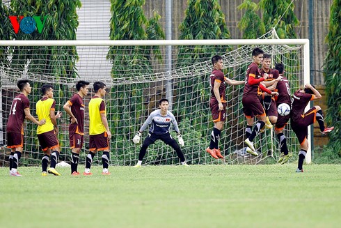 the thao trong nuoc quoc te diem tin ngay 592015