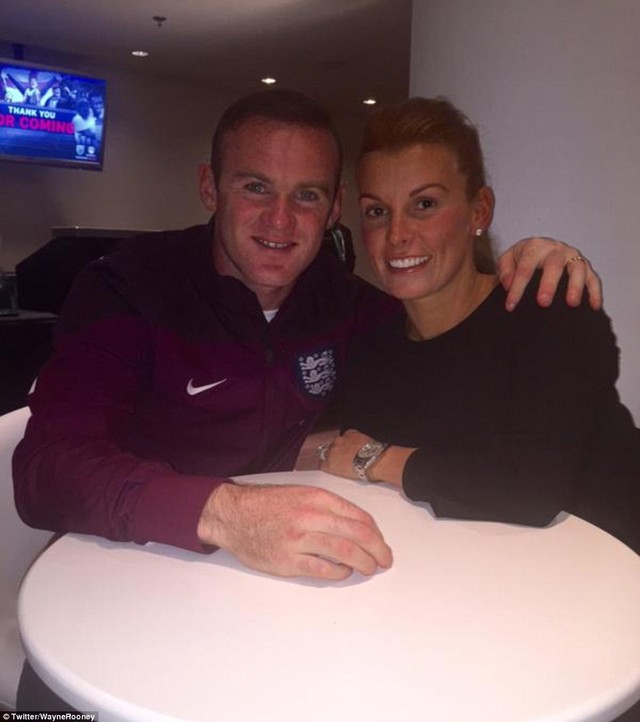 rooney an mung ky luc tu phong thay do toi nha hang