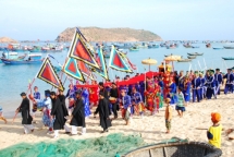 le hoi cau ngu net dep van hoa cua ngu dan lang chai ven bien