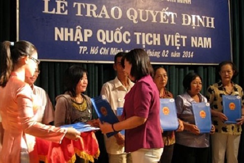 la nguoi goc vn thi co duoc huong quyen loi va nghia vu nhu cong dan vn