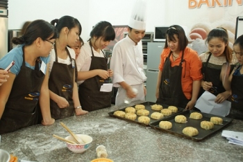 Nở rộ xu hướng làm bánh trung thu tại nhà