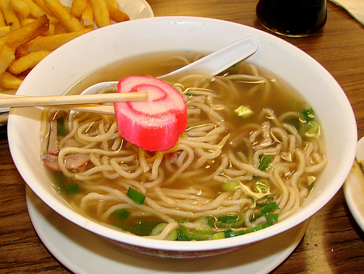 kamaboko mon cha ca nhat ban nhin la them