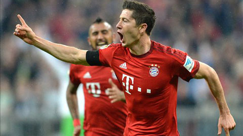 lewandowski ghi 5 ban trong 9 phut bayern lam co wolfsburg