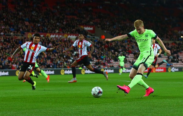 mu sunderland cho martial thiet lap ky luc moi