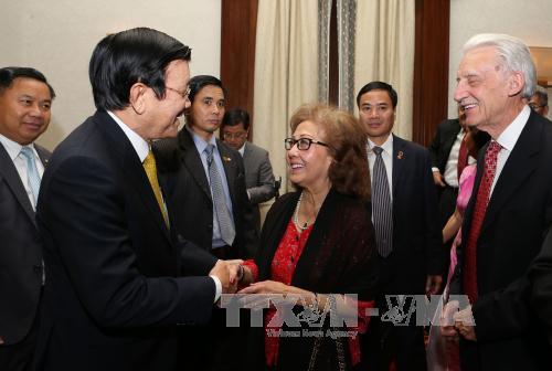 chu tich nuoc cong dong nguoi viet tai hoa ky la mau thit cua to quoc