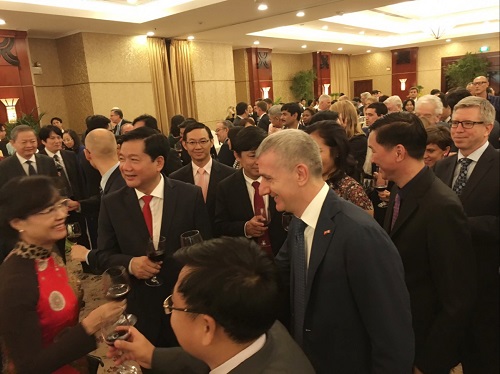 tong lanh su cac nuoc tham du tiec mung quoc khanh viet nam tai tphcm