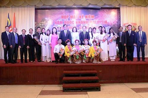 lien hiep tp hcm ky niem 59 nam quoc khanh malaysia