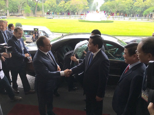tong thong fran ois hollande ung ho viet nam gia nhap cac hiep dinh thuong mai