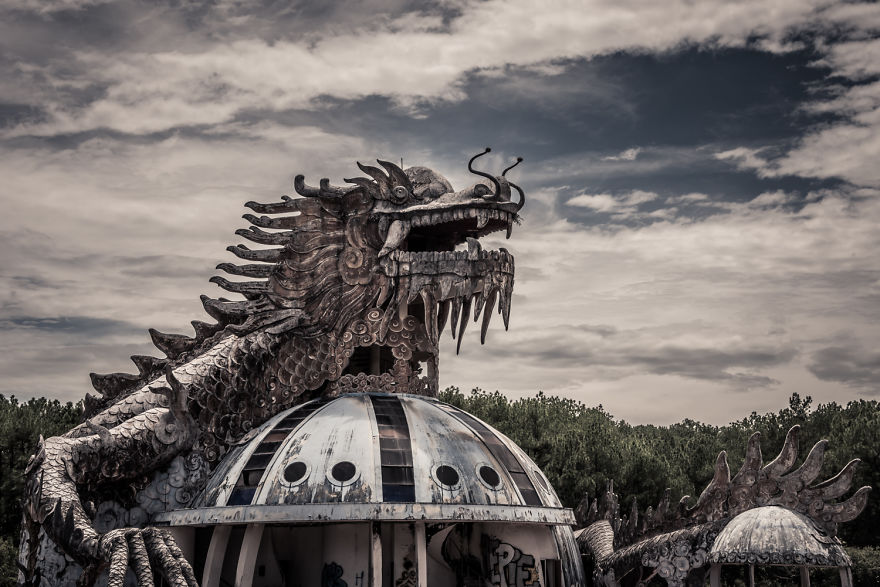 cong vien bo hoang o hue day ma mi trong mat du khach nuoc ngoai