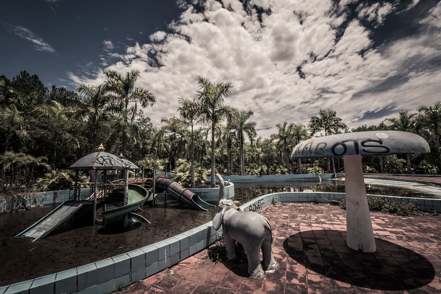 cong vien bo hoang o hue day ma mi trong mat du khach nuoc ngoai