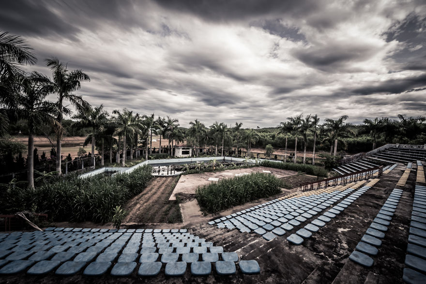 cong vien bo hoang o hue day ma mi trong mat du khach nuoc ngoai