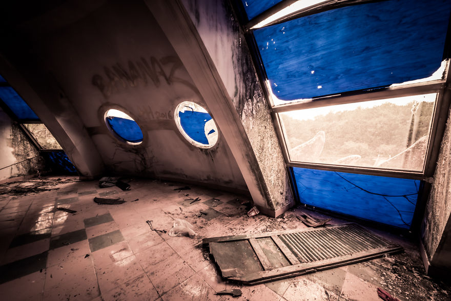 cong vien bo hoang o hue day ma mi trong mat du khach nuoc ngoai