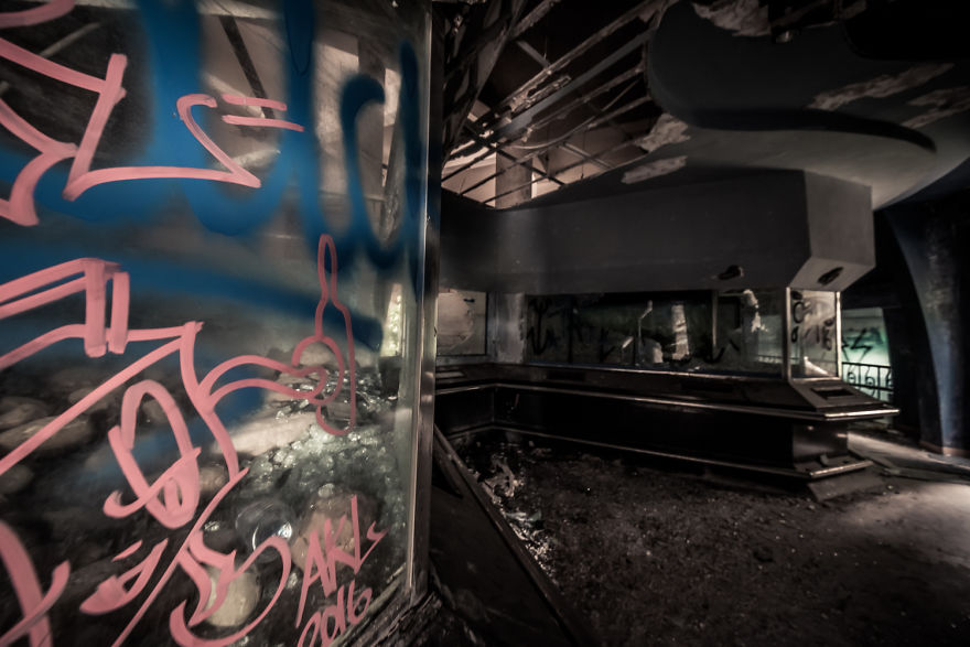 cong vien bo hoang o hue day ma mi trong mat du khach nuoc ngoai