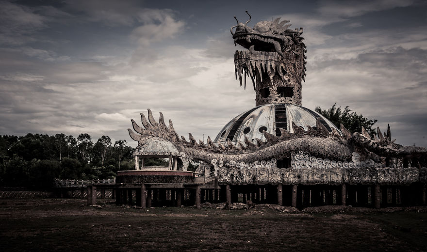 cong vien bo hoang o hue day ma mi trong mat du khach nuoc ngoai