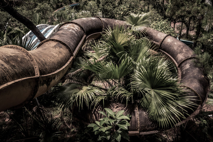 cong vien bo hoang o hue day ma mi trong mat du khach nuoc ngoai