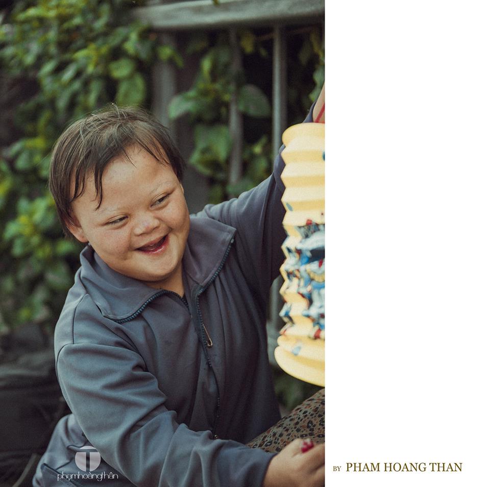 trung thu 2016 bo anh me oi con lon roi chiem chon trai tim cua doc gia