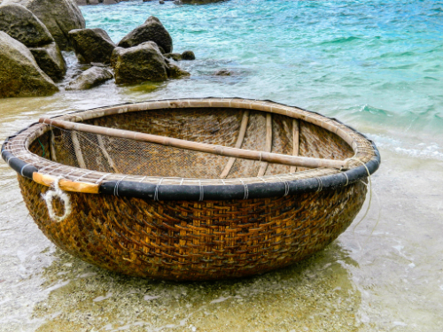 ve ninh thuan tham du le hoi nho va vang