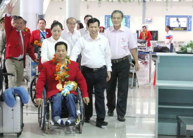 doan the thao khuyet tat viet nam tro ve trong vinh quang