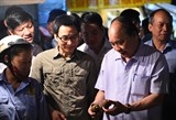 thu tuong nguyen xuan phuc vi hanh den cho dau moi long bien