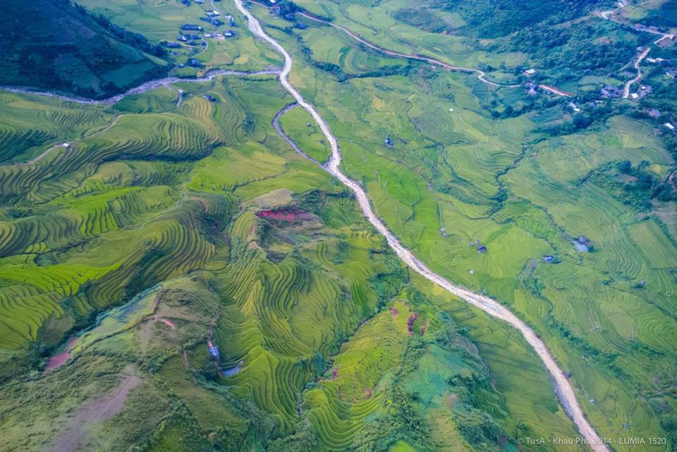 mu cang chai tuyet dep qua goc nhin tren cao