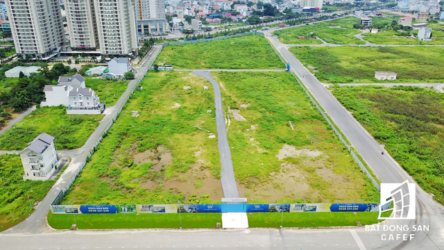 hang loat dai gia dia oc o tphcm vi pham trong linh vuc dat dai