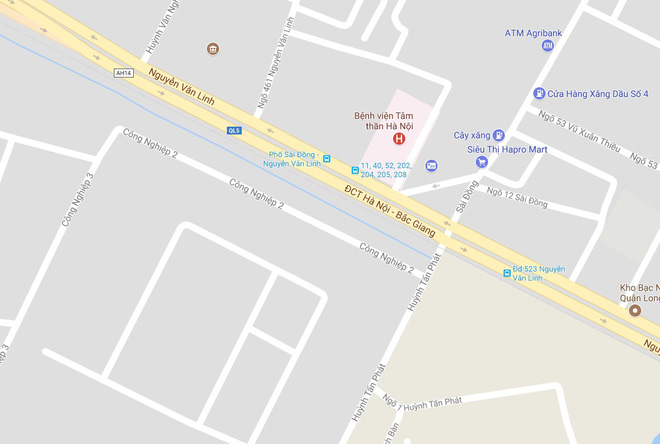 ha noi nam thanh nien di xe may tu vong sau khi bi xe khach can qua nguoi