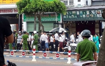 vu cuop ngan hang o dong nai vua cuop xong da danh roi gan 150 trieu dong khi tau thoat