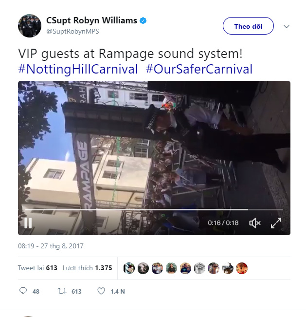 soai ca canh sat gay chu y voi dieu nhay tung bung trong le hoi notting hill lon nhat nuoc anh