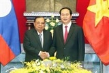 vun dap va phat trien moi quan he huu nghi dac biet viet nam lao