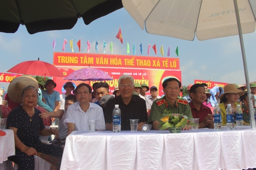 huyen yen lac vinh phuc khai mac giai bong chuyen xa te lo mo rong lan thu v nam 2017