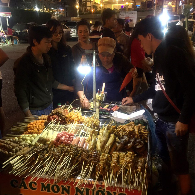 chum anh gioi tre khap moi mien hao huc dao pho dem quoc khanh 29