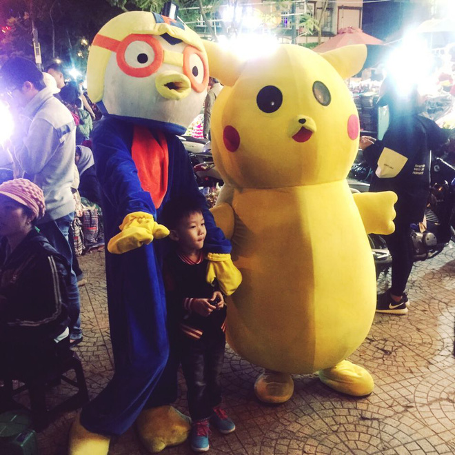 chum anh gioi tre khap moi mien hao huc dao pho dem quoc khanh 29