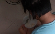 sau 2 nam vu be gai cam diec 13 tuoi bi hang xom hiep dam den mang thai moi duoc xet xu