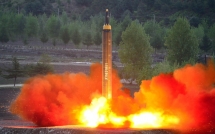 diem yeu chi tu khien ten lua trieu tien co the bi ban roi de dang ngay khi roi be phong