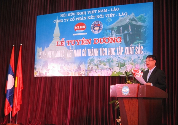 15 luu hoc sinh lao tieu bieu nhan hoc bong cua hoi huu nghi viet lao