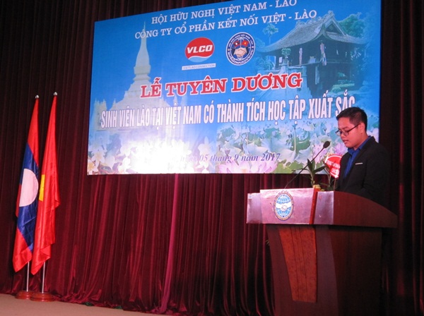 15 luu hoc sinh lao tieu bieu nhan hoc bong cua hoi huu nghi viet lao