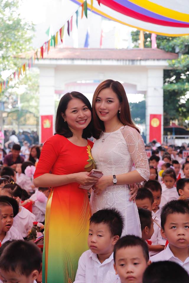 co giao tieu hoc dep nhat mang xa hoi lai khuay dao facebook hom nay voi nhung buc anh xinh lung linh